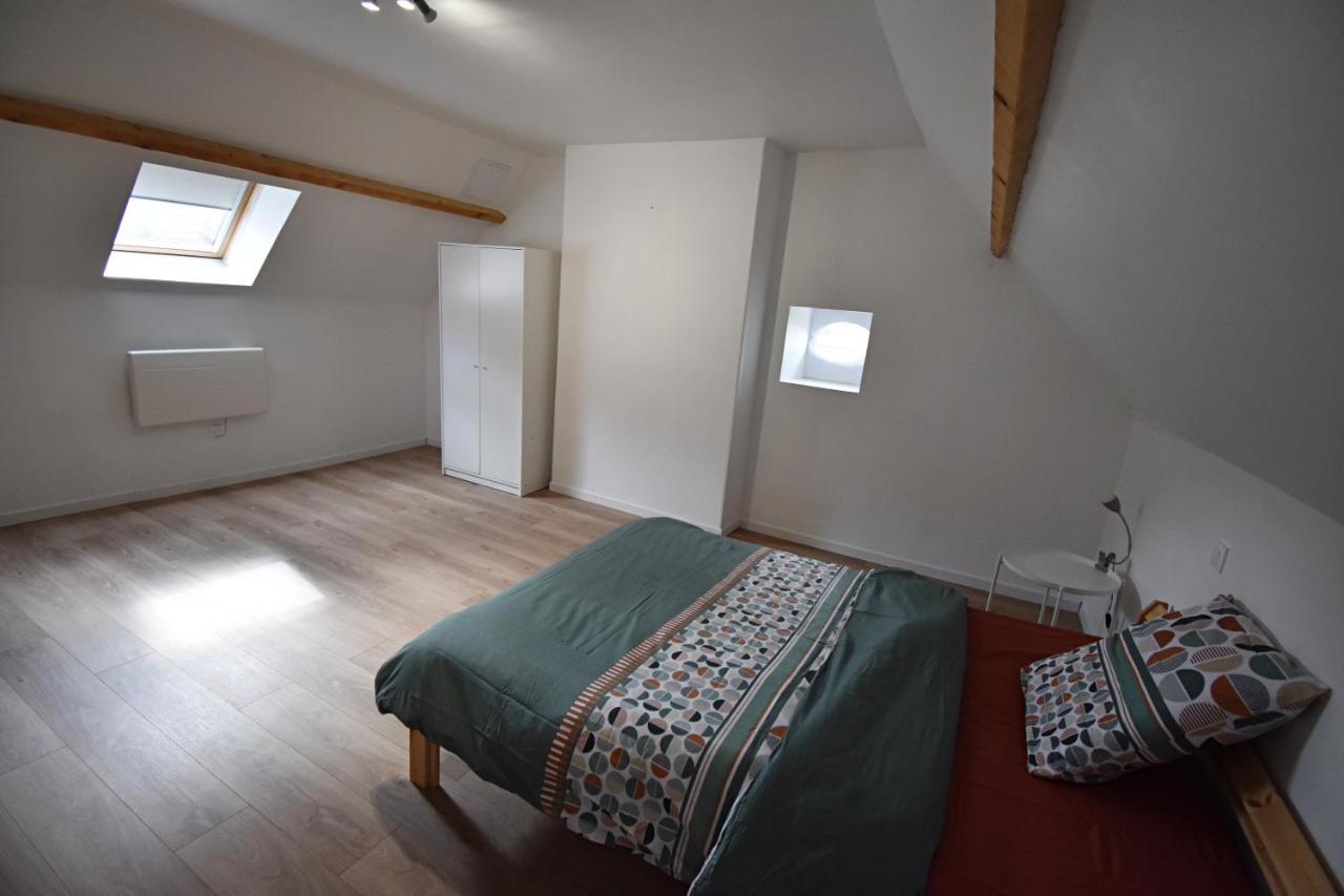 Bel Appartement 2 Chambres Climatise Mont-Notre-Dame エクステリア 写真