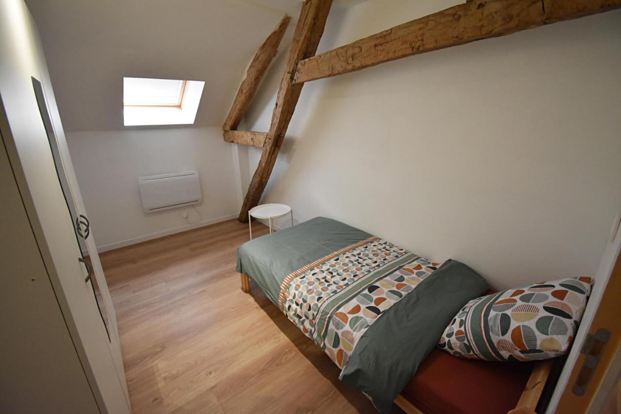 Bel Appartement 2 Chambres Climatise Mont-Notre-Dame エクステリア 写真